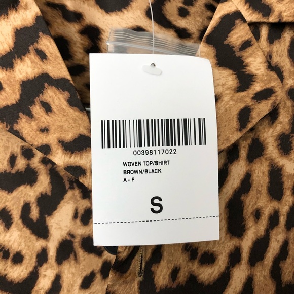 Forever 21 Men, Leopard Short Sleeve Button-Up, S - Picture 5 of 6